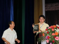 15日上午大会报告，南开大学特聘教授：朱旭东《铜离子代谢与新型隐形酵母致病性相关》