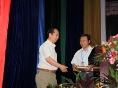 15日上午大会报告：云南大学副校长、教授张克勤《杀线虫真菌基因组与侵染线虫的分子机制》