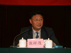 新当选的中国食用菌协会第五届理事会会长张祥茂作重要讲话   摄影：徐泽群