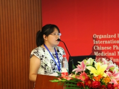 杨洁颖
灵芝提取物ReishiMax抗氧化及延长小鼠寿命的实验研究
Anti-oxidation and lifespan-extension activities of ReishiMax in oxidative stress and aging models
（华茂北京临床药理研究中心；美国华茂研究所；新疆石河子大学药学院）