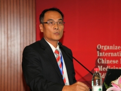 陳登海	计算机自动环控温室于栽培灵芝的应用The Application of Automatic Computerized Green House in the Cultivation of Ganoderma
（台湾双鹤集团 灵芝生技园区；台湾双鹤集团 生物科技开发研究所）
