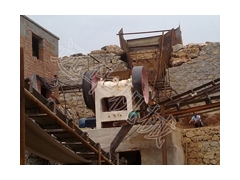 麦饭石磨粉机 麦饭石磨粉设备麦饭石磨粉生产线麦饭石加工设备图1