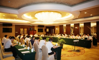 安惠公司在北京召开年中市场工作会议 ()