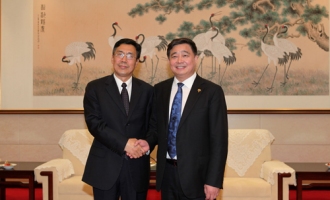 中国食品土畜进出口商会边振瑚会长参加江苏安惠生物科技有限公司十周年庆典活动 ()