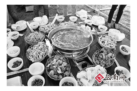 易門野生食用菌交易會(huì)7月20日舉行 ()