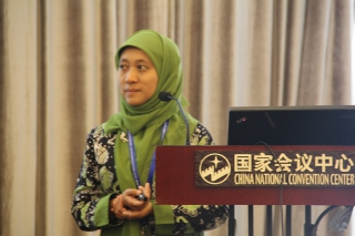 Kustiariyah Tarman:Effect of Culture Conditions on Anticancer and Antimicrobial Production of an Alg (3)