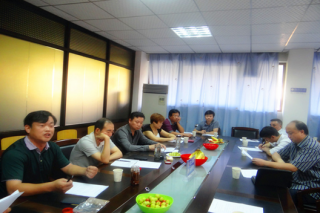 十堰市食用菌協(xié)會組織探討全市發(fā)展情況及國際市場需求發(fā)展趨勢 ()