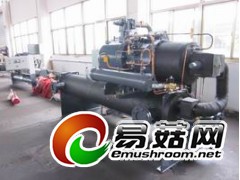螺杆式冷水机图1