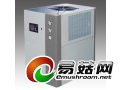 风冷箱型冷水机组图1