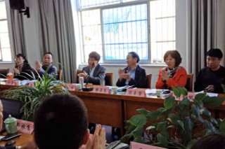 中國(guó)食用菌協(xié)會(huì)常務(wù)副會(huì)長(zhǎng)高茂林一行與云南省學(xué)習(xí)先進(jìn)省份食用菌產(chǎn)業(yè)發(fā)展經(jīng)驗(yàn)培訓(xùn)班到浙江省慶元縣學(xué)習(xí) ()