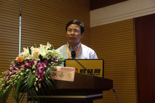 李紹平：冬蟲夏草的核苷和蟲草多糖是主要活性成分 ()