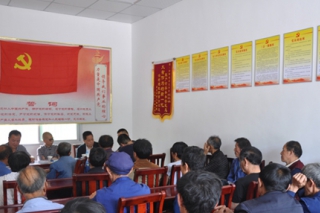 产业扶贫助农种银耳 免费培训高价回收 ()
