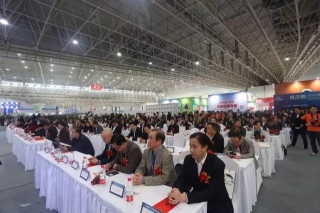 良之隆·2017第五屆中國食材電商節(jié)在武漢召開 食用菌企業(yè)產(chǎn)品受追捧 ()