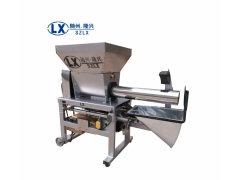 菌类香菇平菇全自动装袋机 食用菌全自动气动装袋机 厂家直销图2