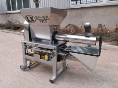 香菇平菇食用菌气动装袋机 自动扶袋装袋机生产厂家 隆兴装袋机图1