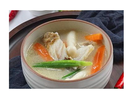 鲜菇鱼头汤——祛风止痛健脑提神的高营养美味!