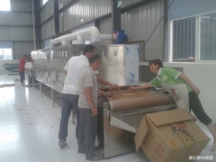 海产品微波烘干设备图2